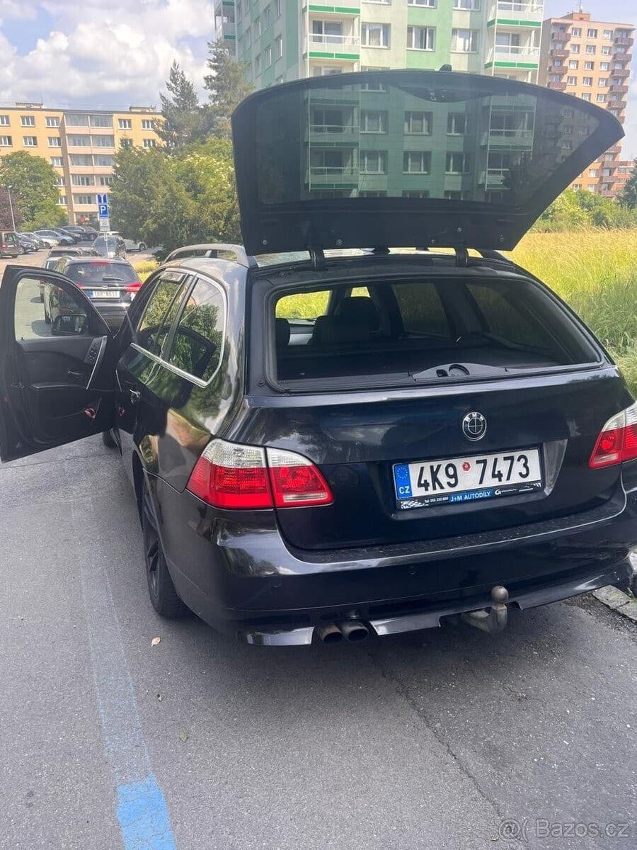 BMW 5-SERIES - 9