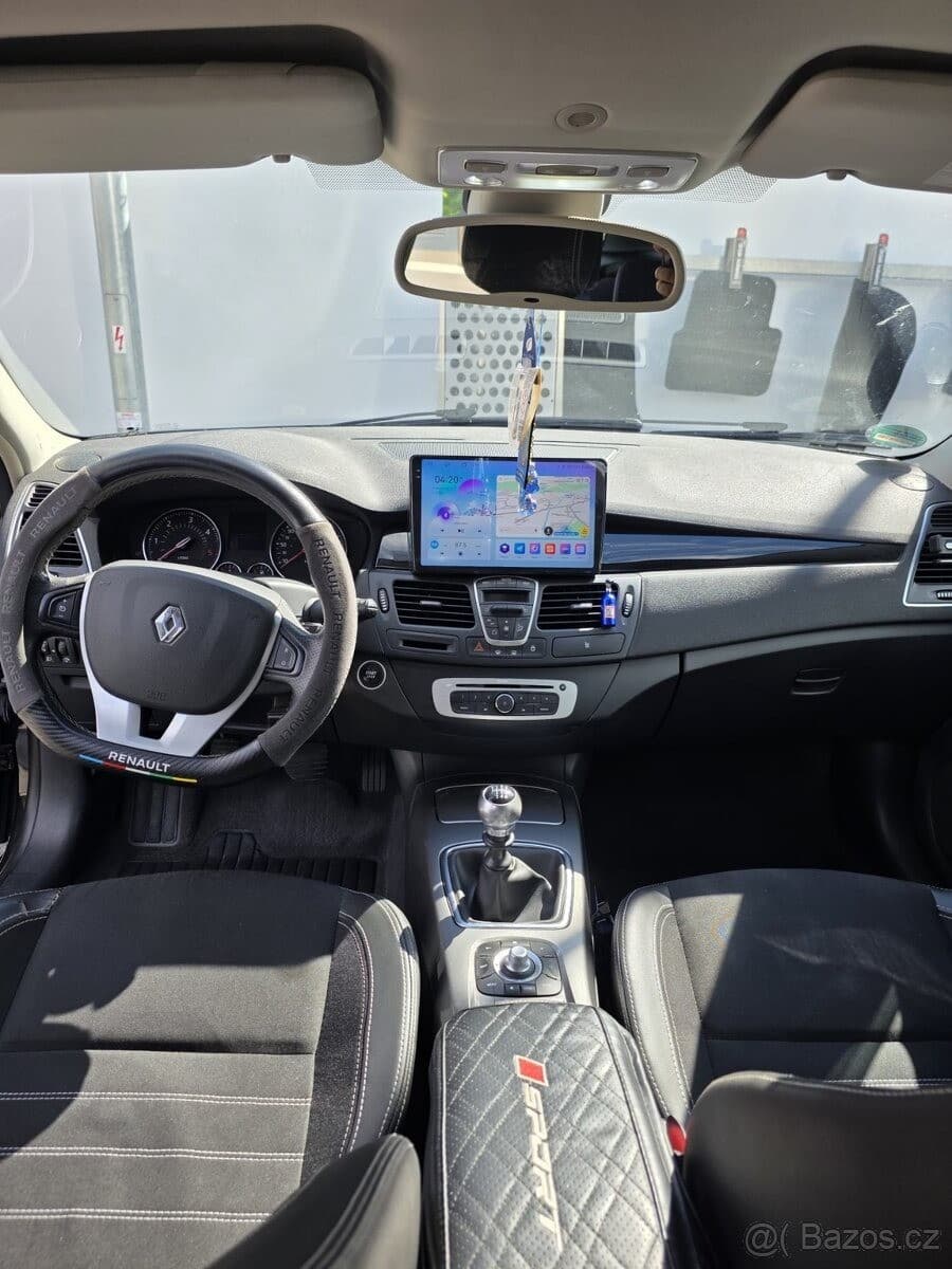 Renault LAGUNA - 3