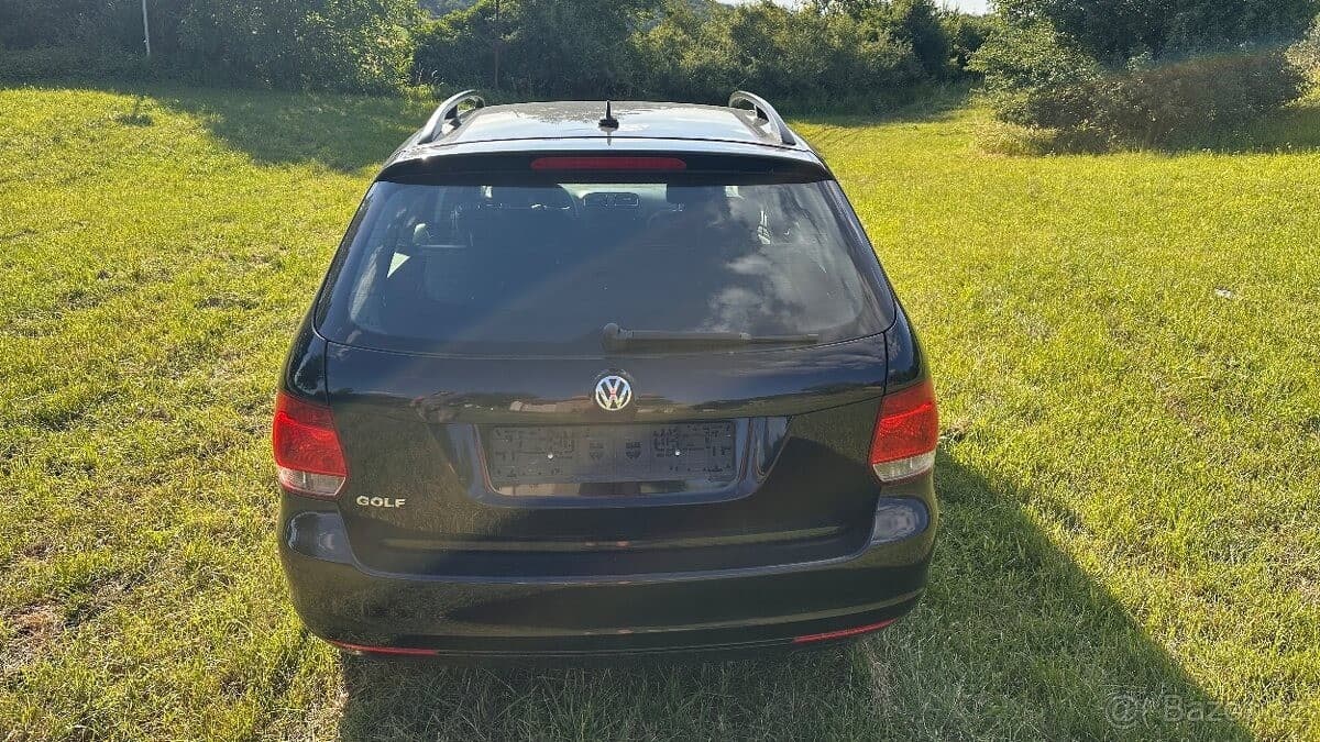 2010 Volkswagen GOLF - 8