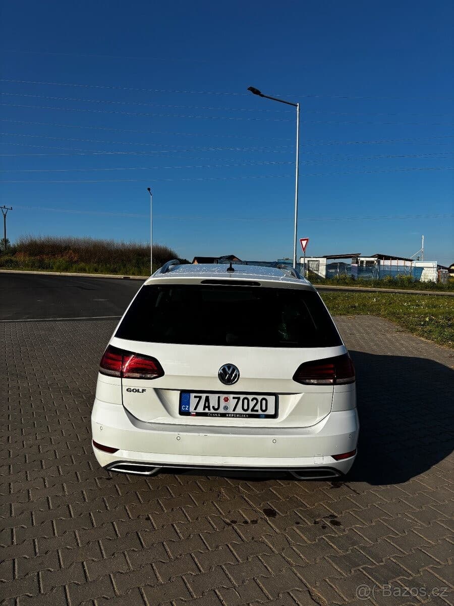 2019 Volkswagen GOLF - 8