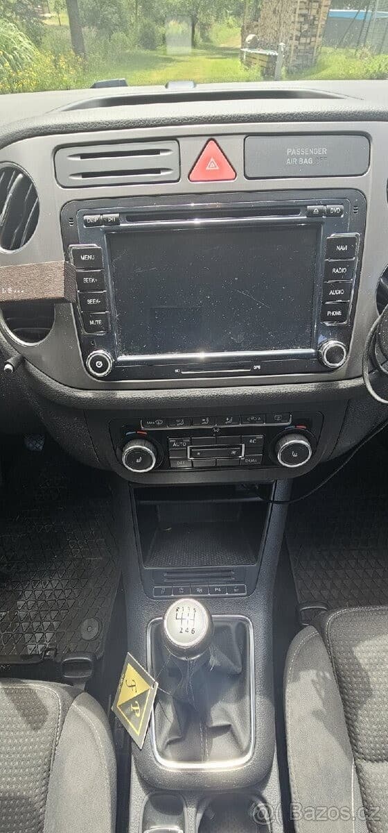 2011 Volkswagen TIGUAN - 13