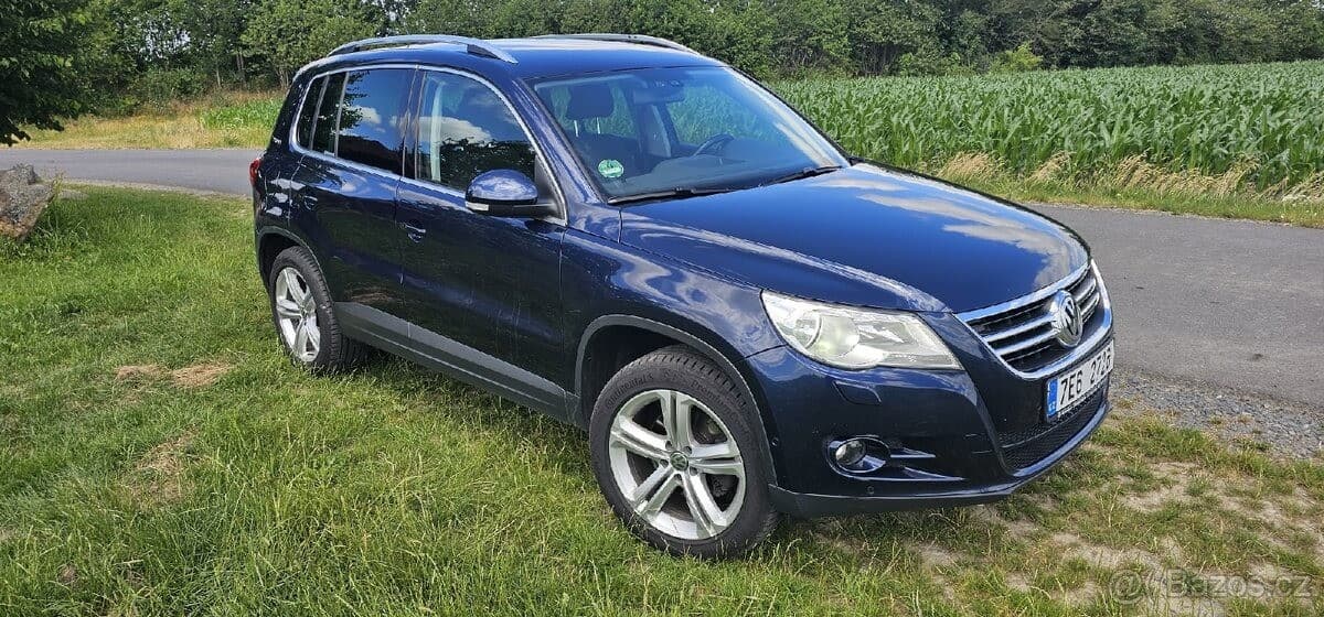 2011 Volkswagen TIGUAN - 7