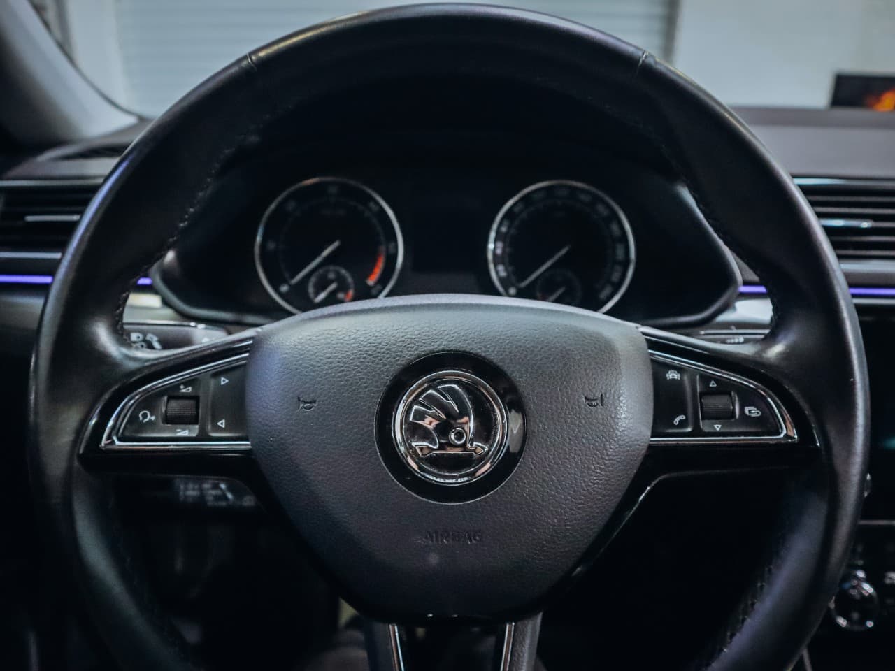 2018 Škoda SUPERB - 11