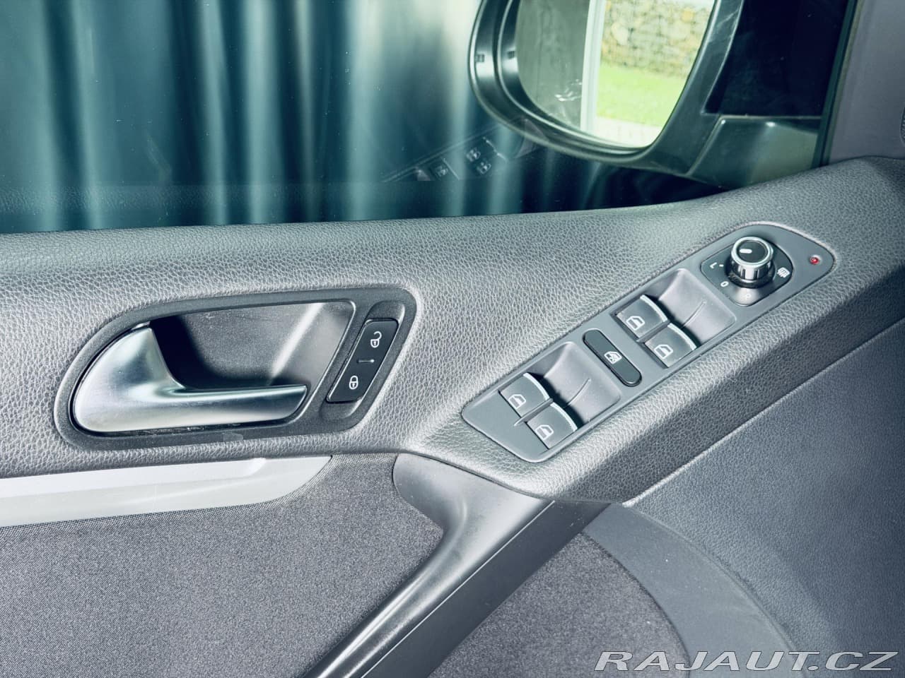 2013 Volkswagen TIGUAN - 12