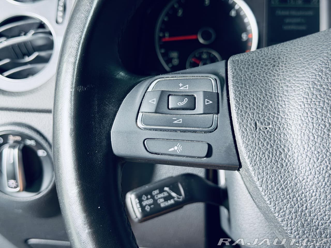 2013 Volkswagen TIGUAN - 17