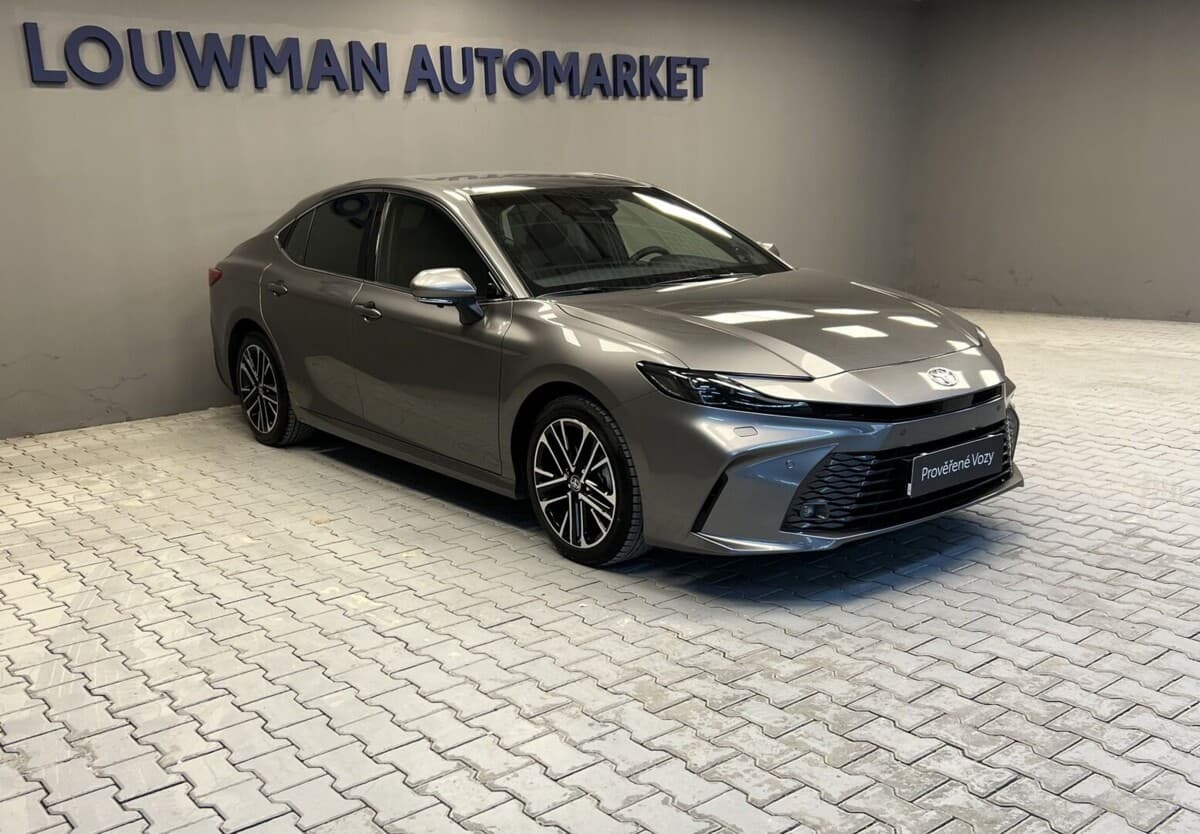 2025 Toyota CAMRY - 13