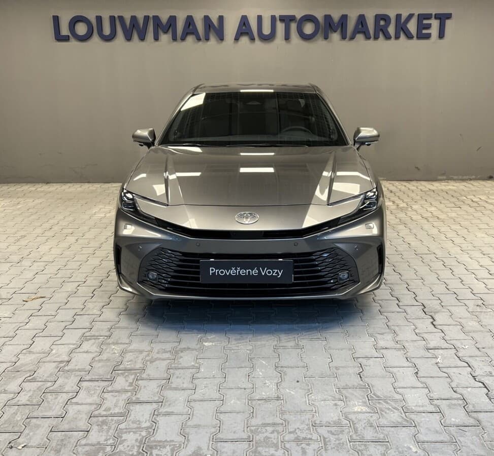 2025 Toyota CAMRY - 4