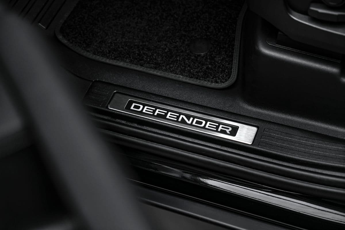 2025 Land Rover DEFENDER - 18