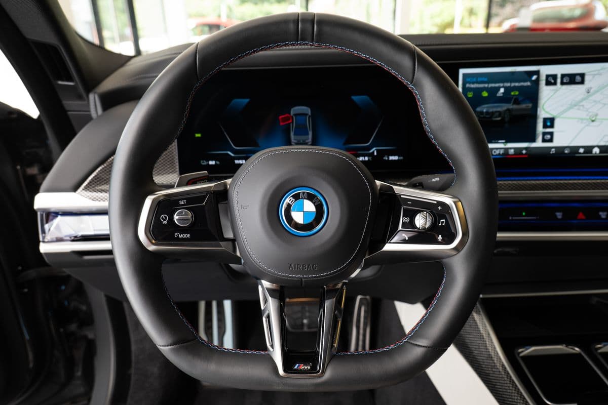 2023 BMW OSTATNÍ - 5