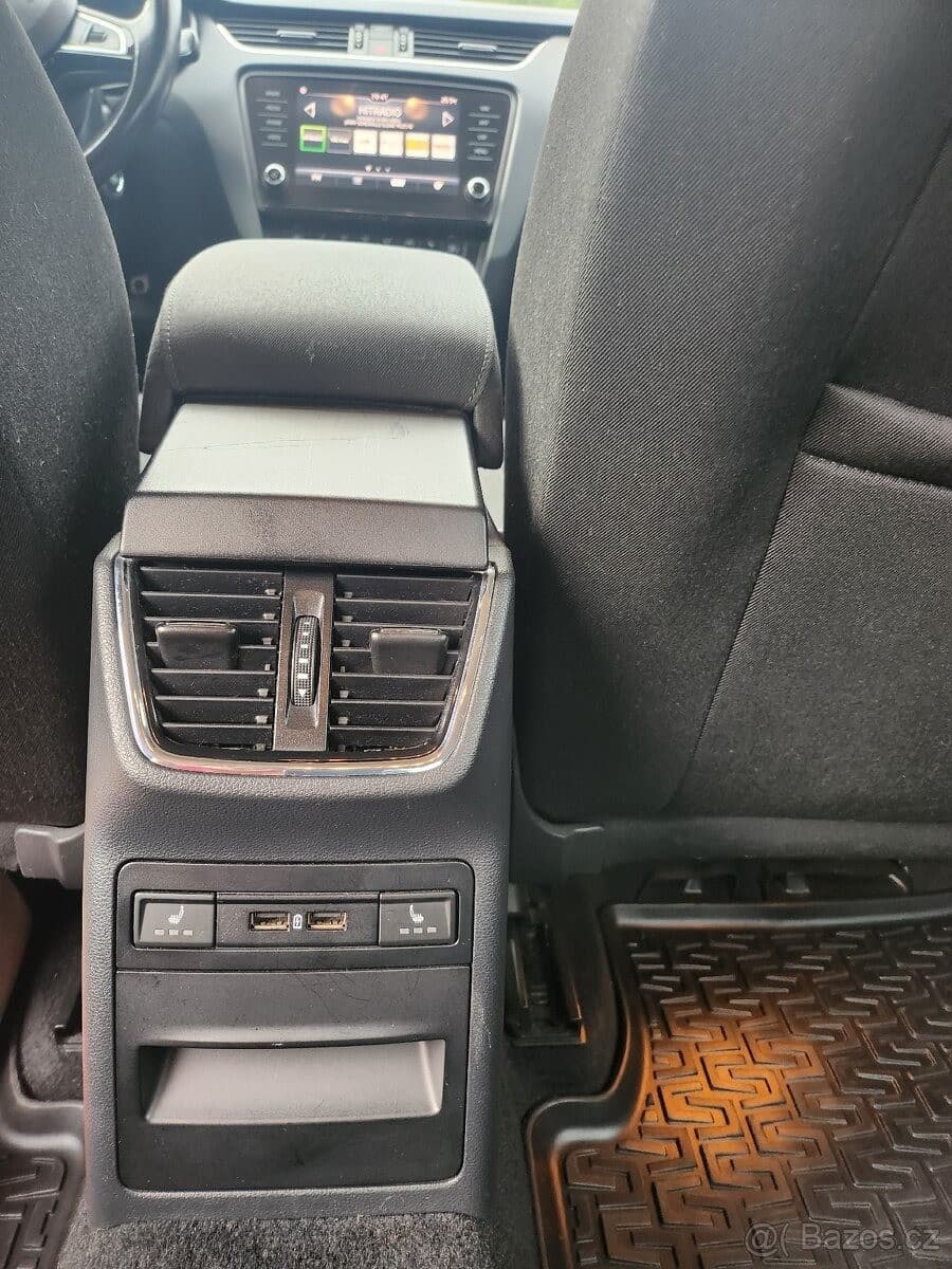 2017 Škoda OCTAVIA - 11