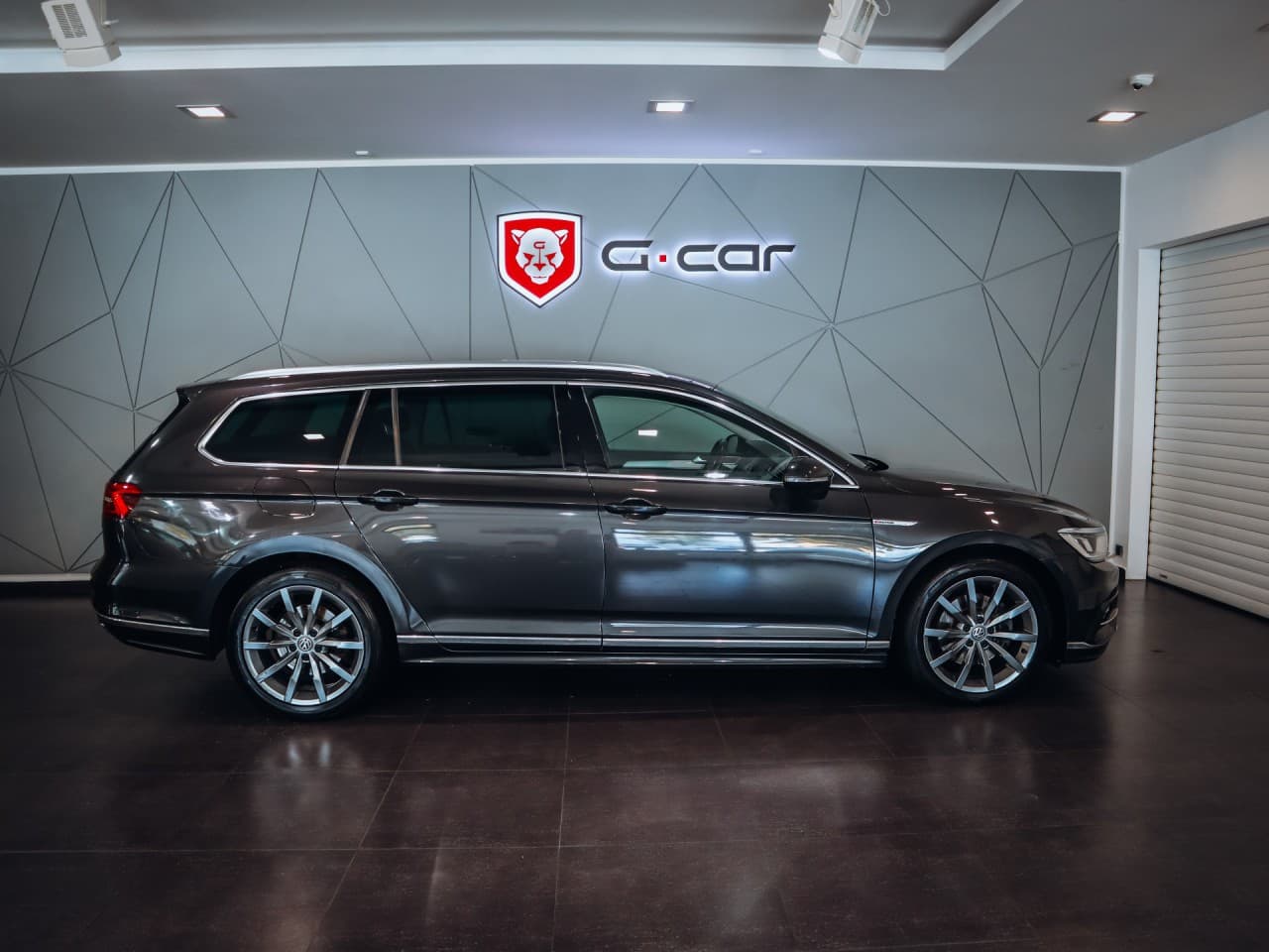 2018 Volkswagen PASSAT - 4