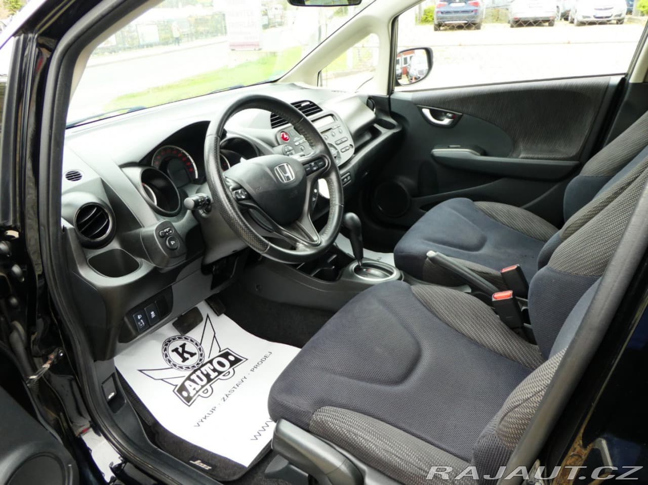 2012 Honda JAZZ - 9