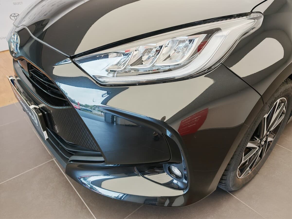 2022 Toyota YARIS - 7