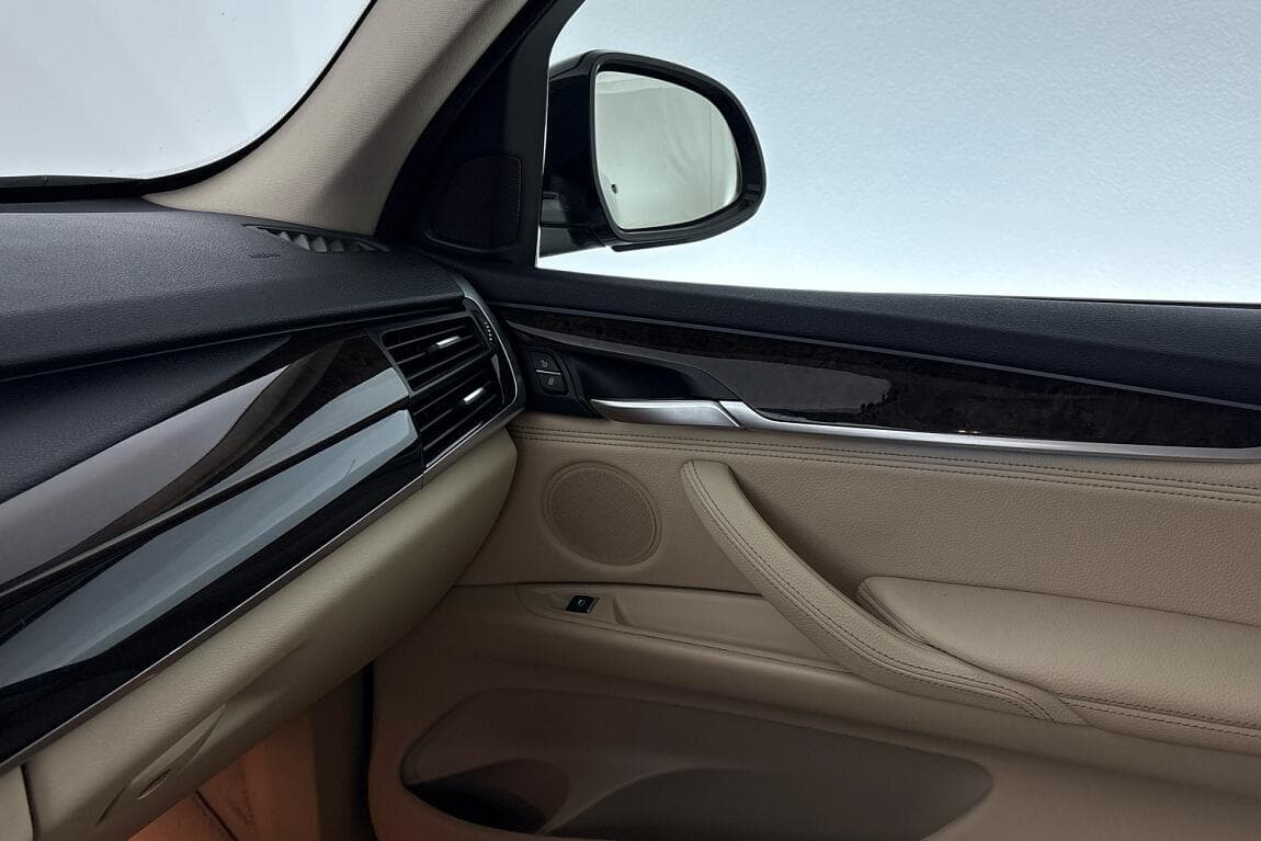 2018 BMW X5 - 18