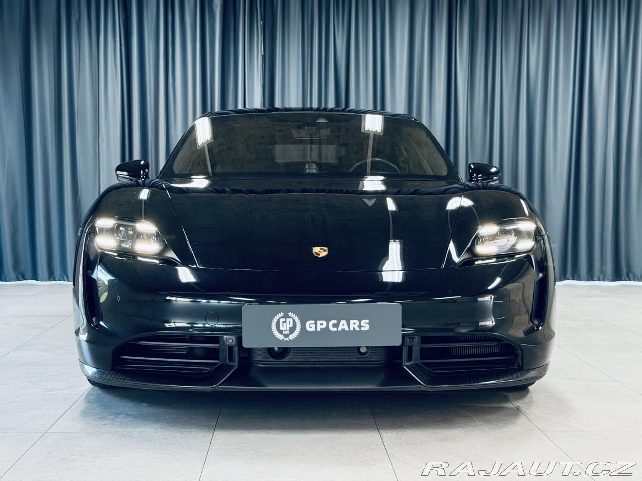 2020 Porsche TAYCAN - 2