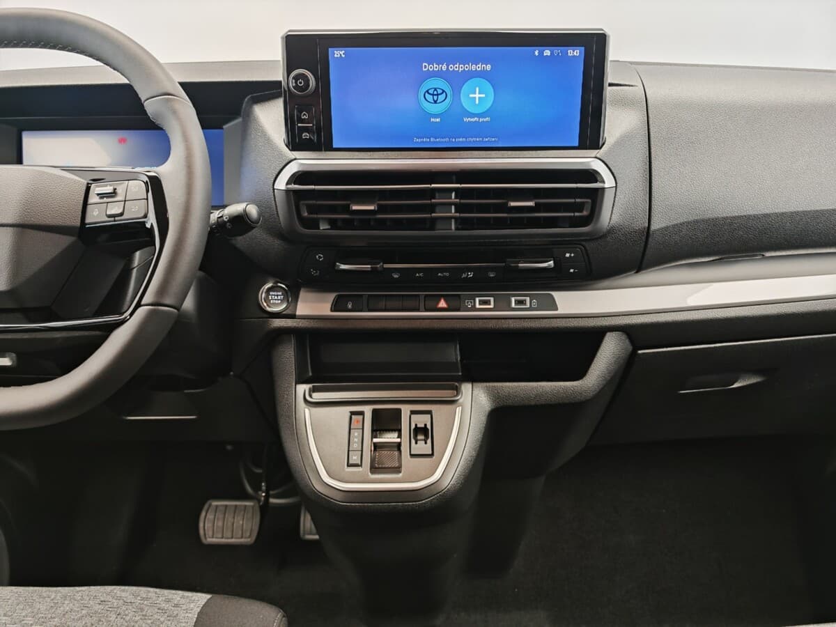 2025 Toyota PROACE - 12