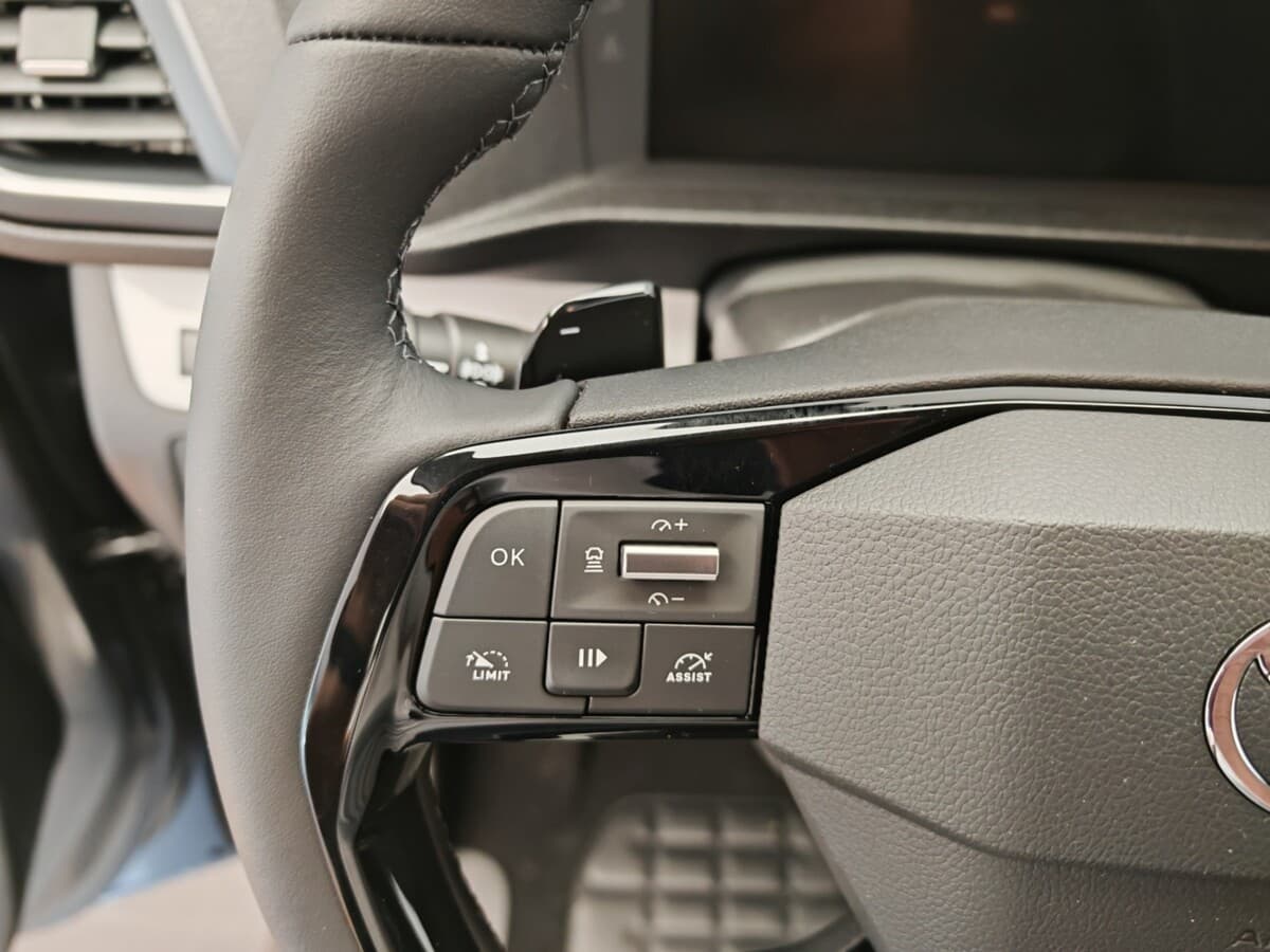 2025 Toyota PROACE - 15