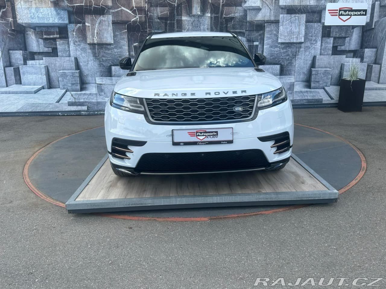 2021 Land Rover RANGE ROVER VELAR - 2