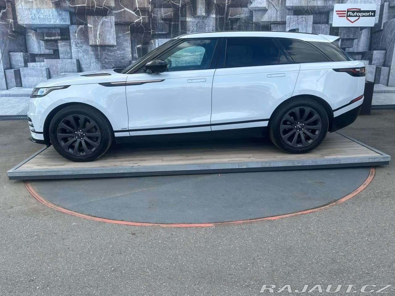 2021 Land Rover RANGE ROVER VELAR - 4