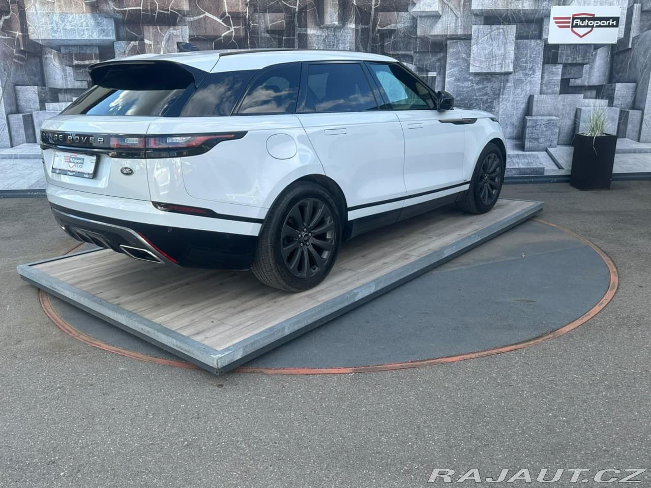 2021 Land Rover RANGE ROVER VELAR - 6
