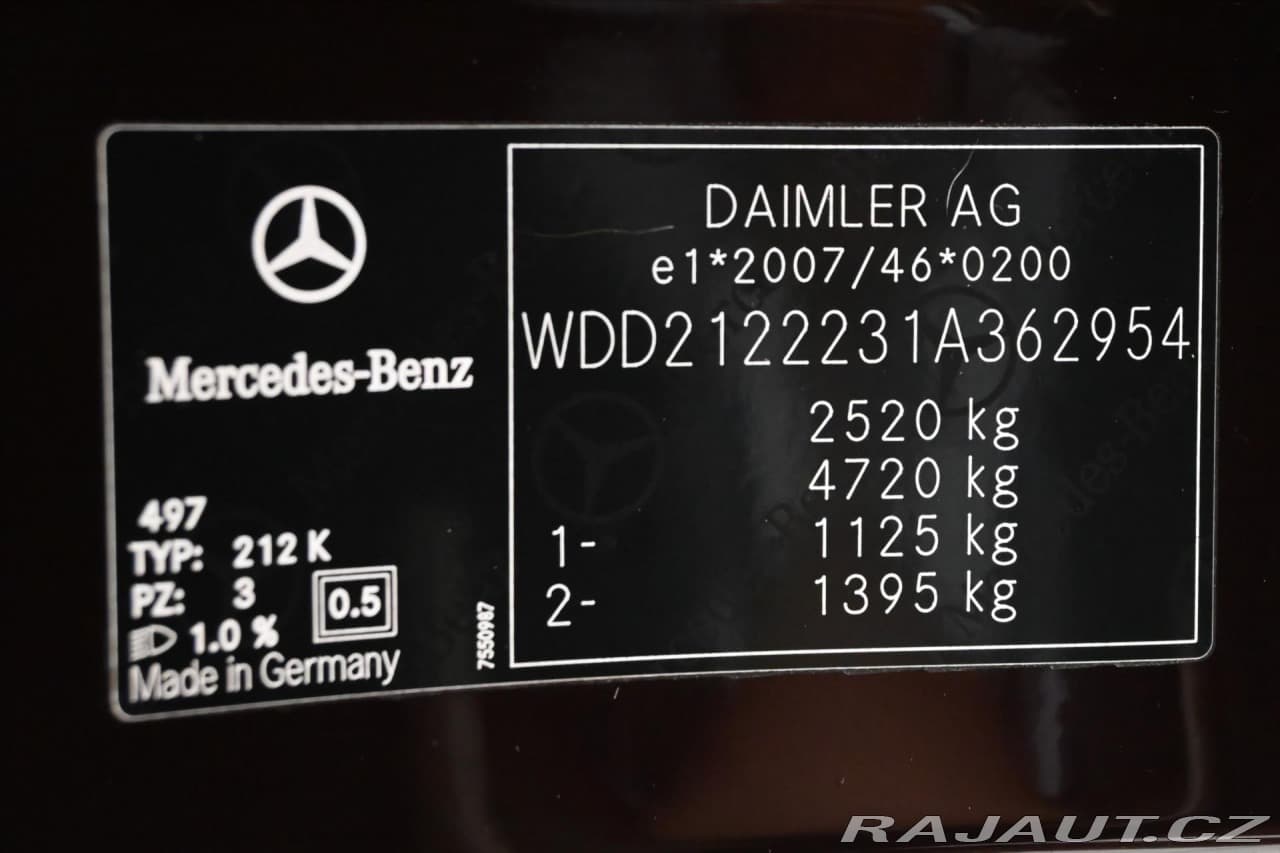 2010 Mercedes-Benz E-CLASS - 12