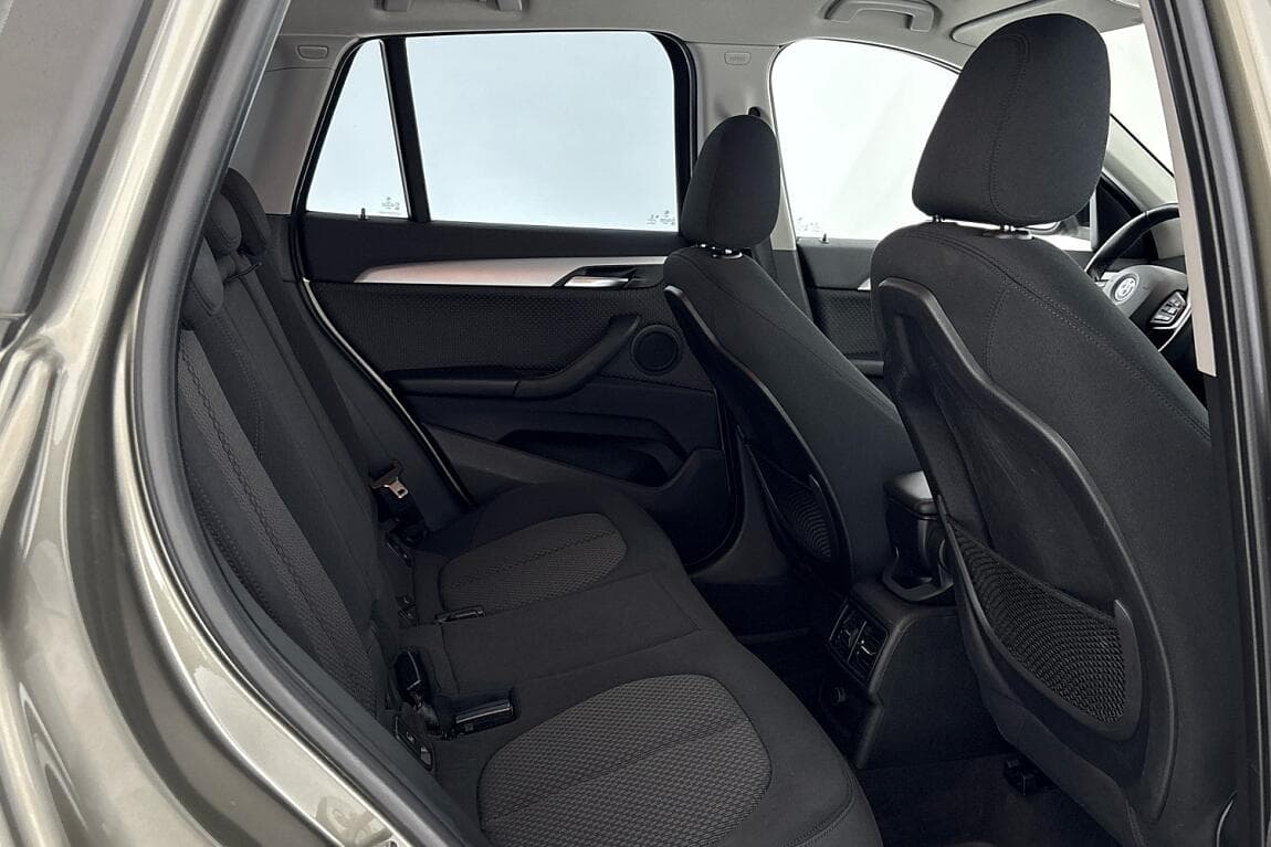 2018 BMW X1 - 11