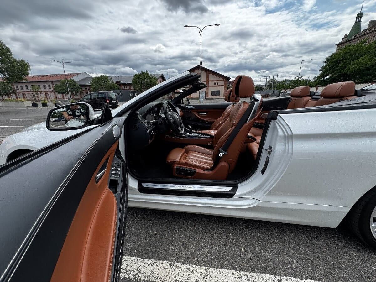 BMW 6-SERIES - 18