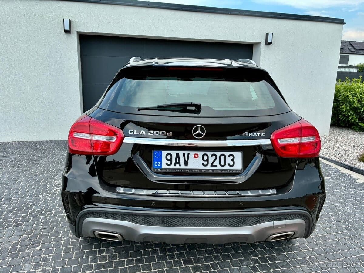 2017 Mercedes-Benz GLA - 7