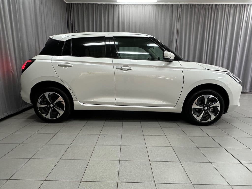2025 Suzuki SWIFT - 3
