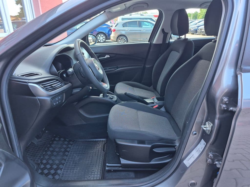 2019 Fiat TIPO - 12