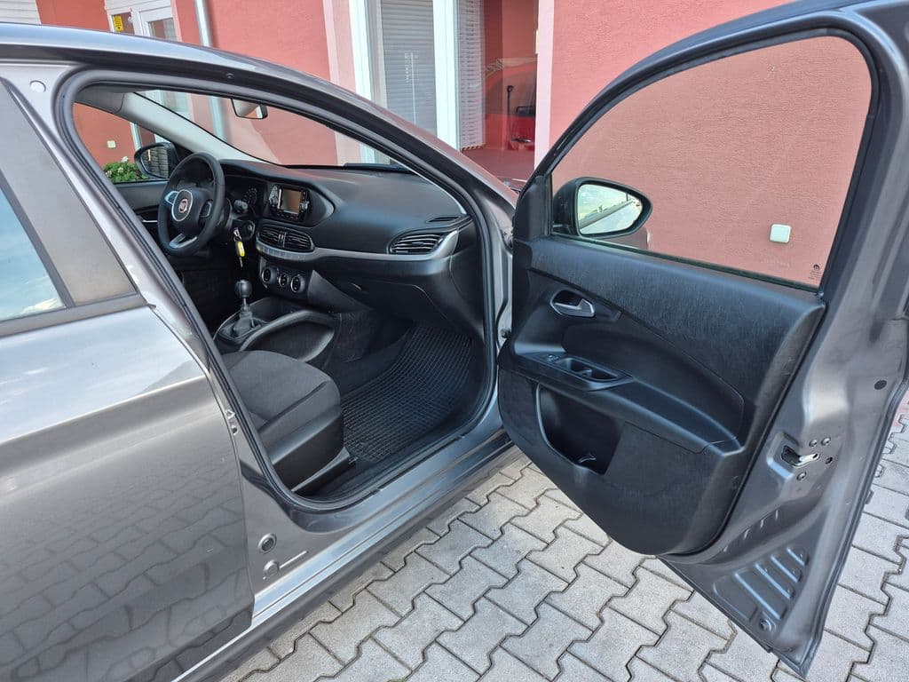 2019 Fiat TIPO - 15