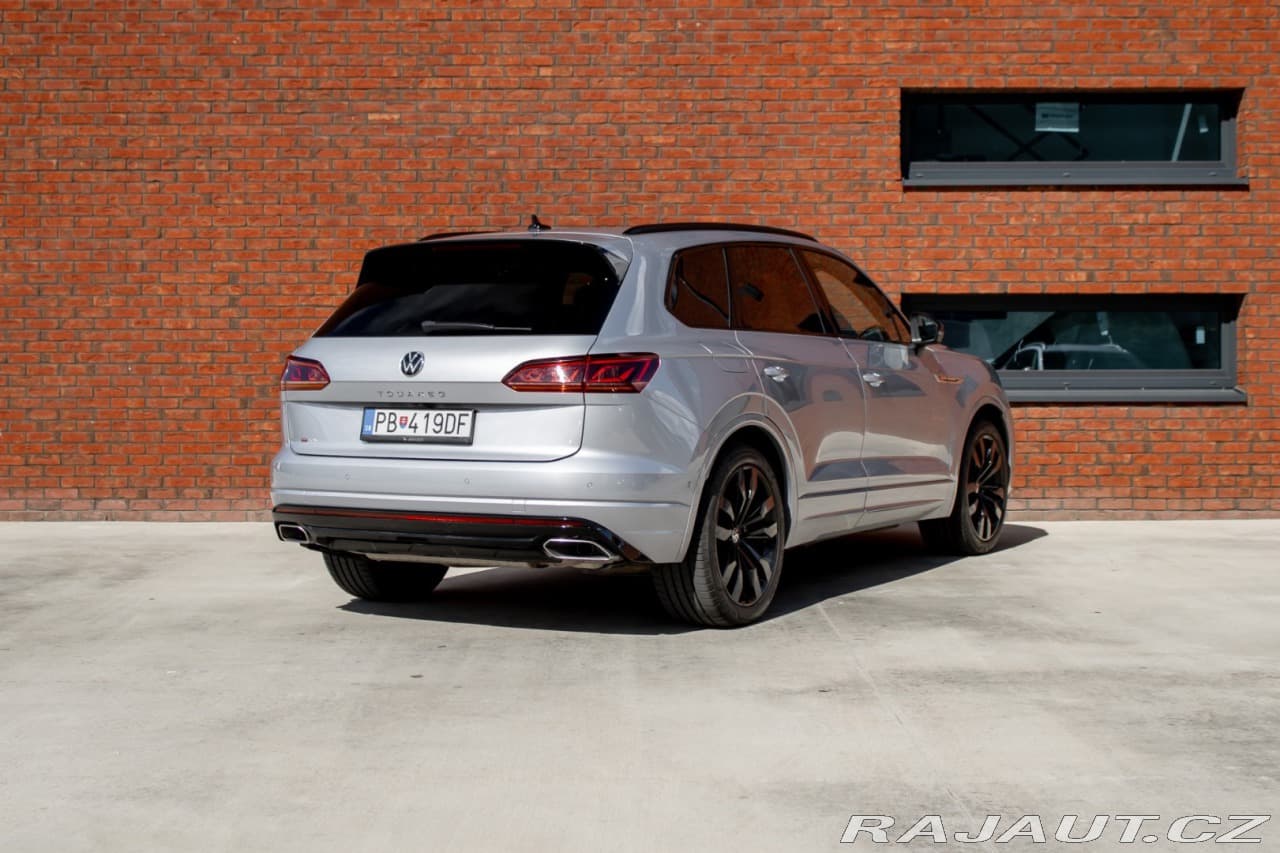 2021 Volkswagen TOUAREG - 11