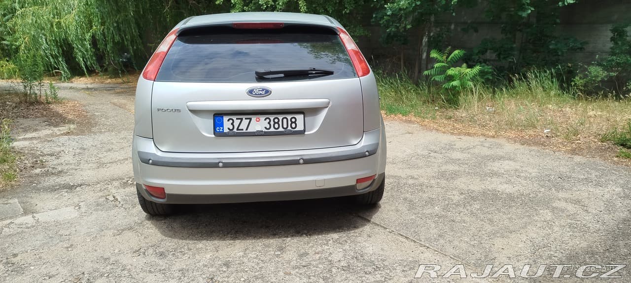 2006 Ford FOCUS - 3