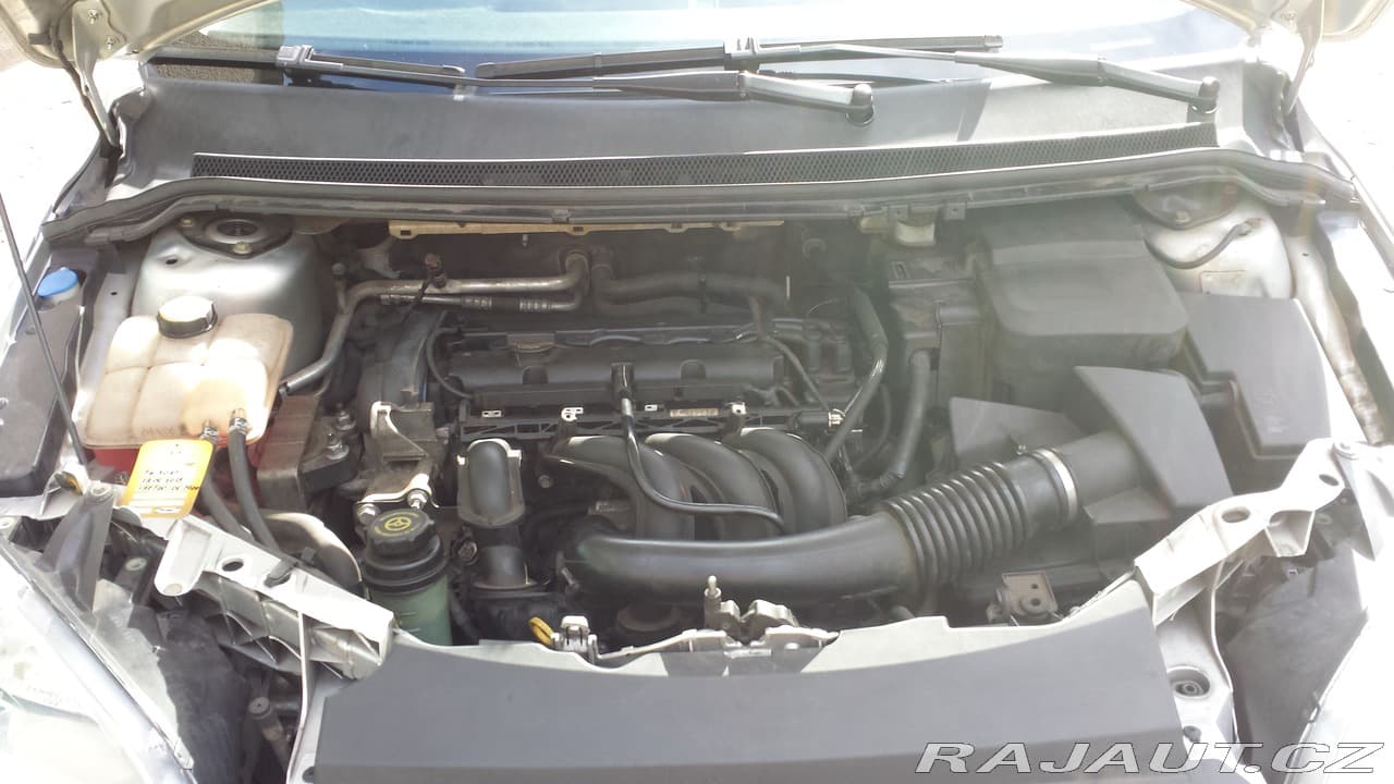 2006 Ford FOCUS - 6