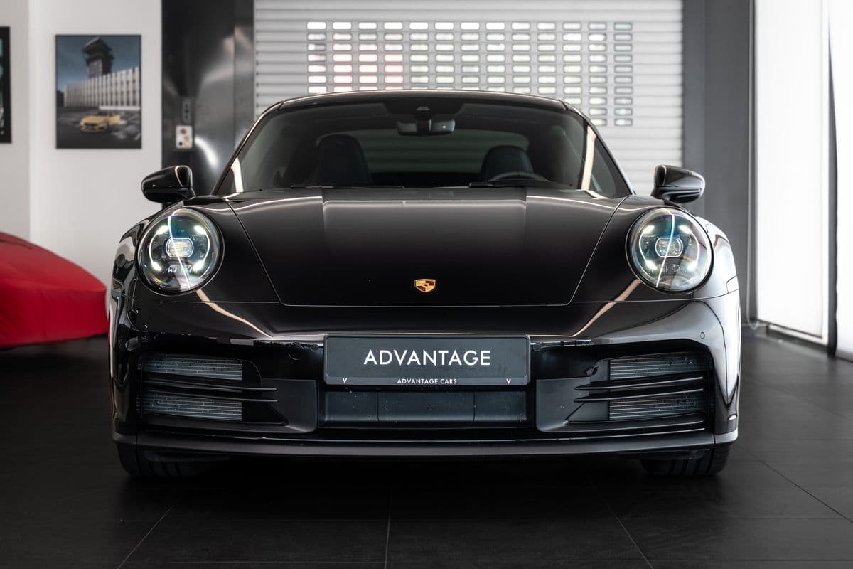 2025 Porsche 911 - 2