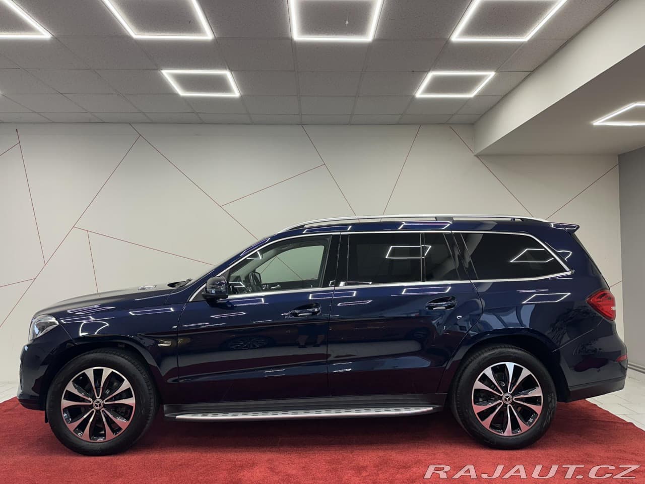 2019 Mercedes-Benz GLS - 2