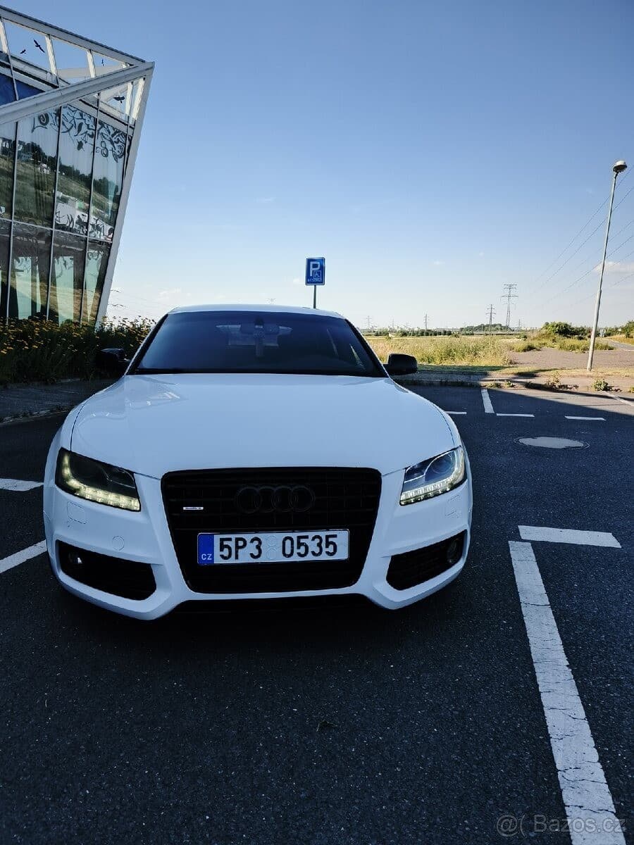 2010 Audi A5 - 13