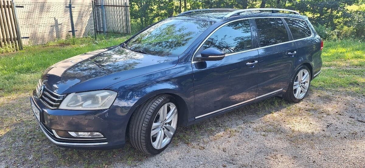 2013 Volkswagen PASSAT - 2