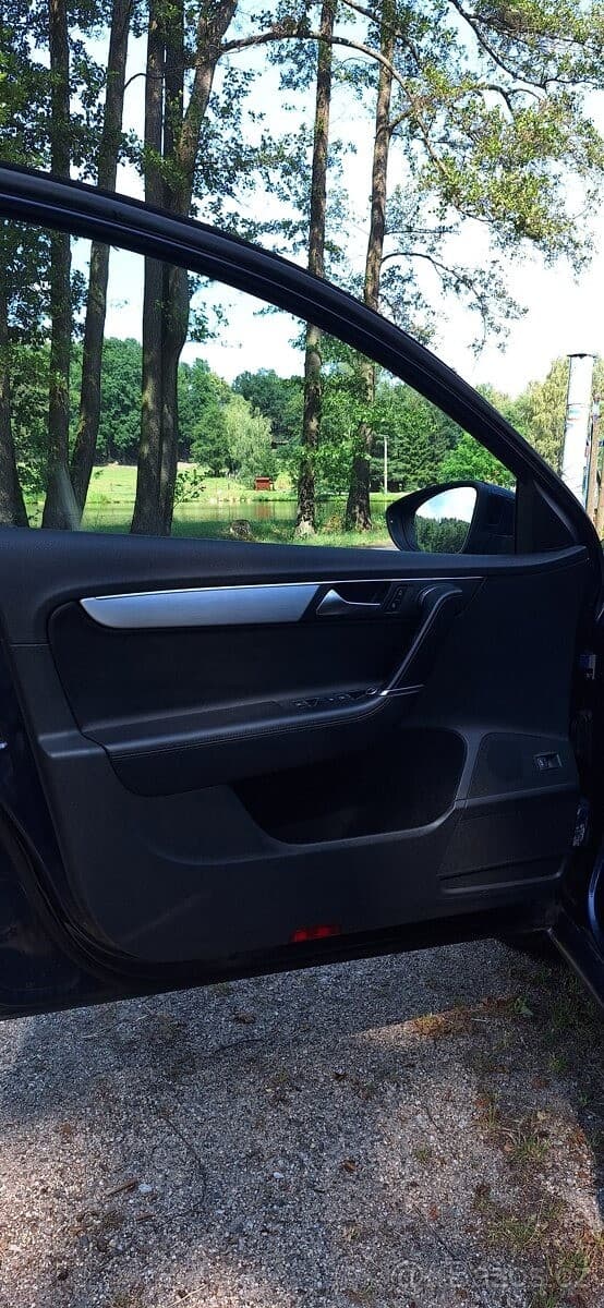 2013 Volkswagen PASSAT - 9