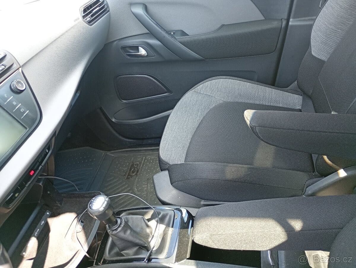 2017 Citroen C4 - 7