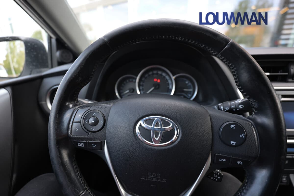 2015 Toyota AURIS - 5