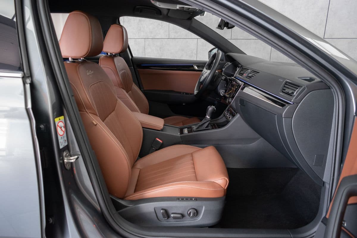 2023 Škoda SUPERB - 12
