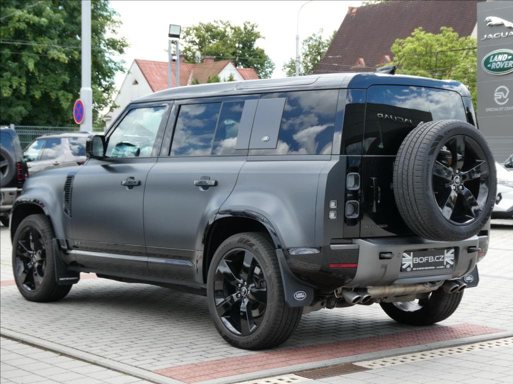2023 Land Rover DEFENDER - 9