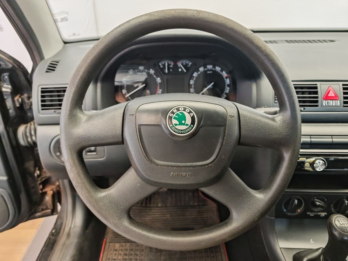 2010 Škoda OCTAVIA - 11