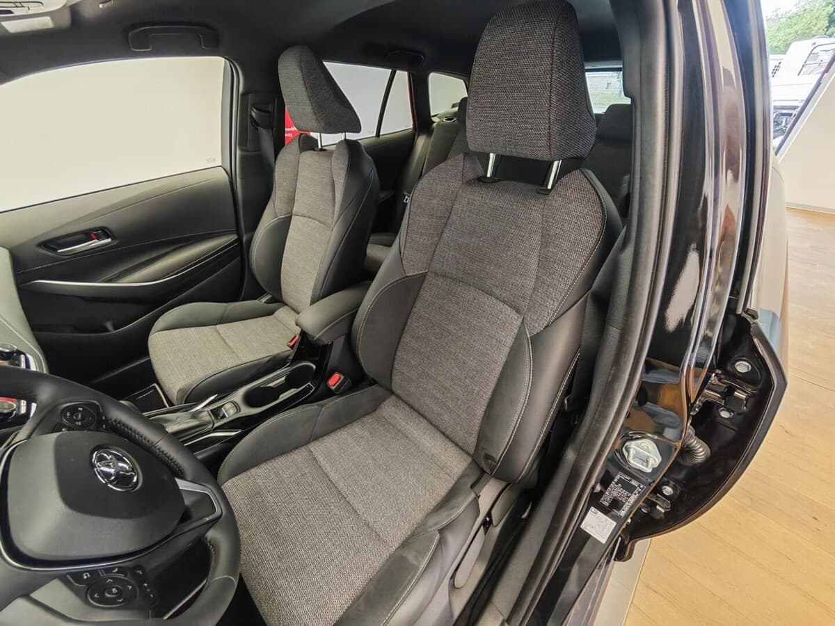 2026 Toyota COROLLA - 14