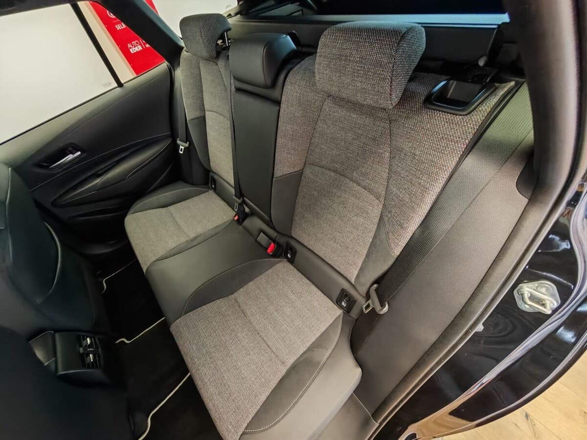 2026 Toyota COROLLA - 17