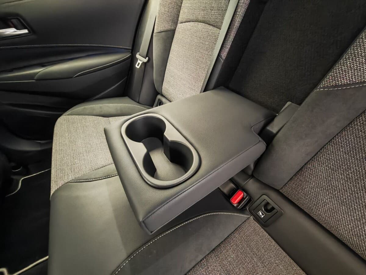 2026 Toyota COROLLA - 18