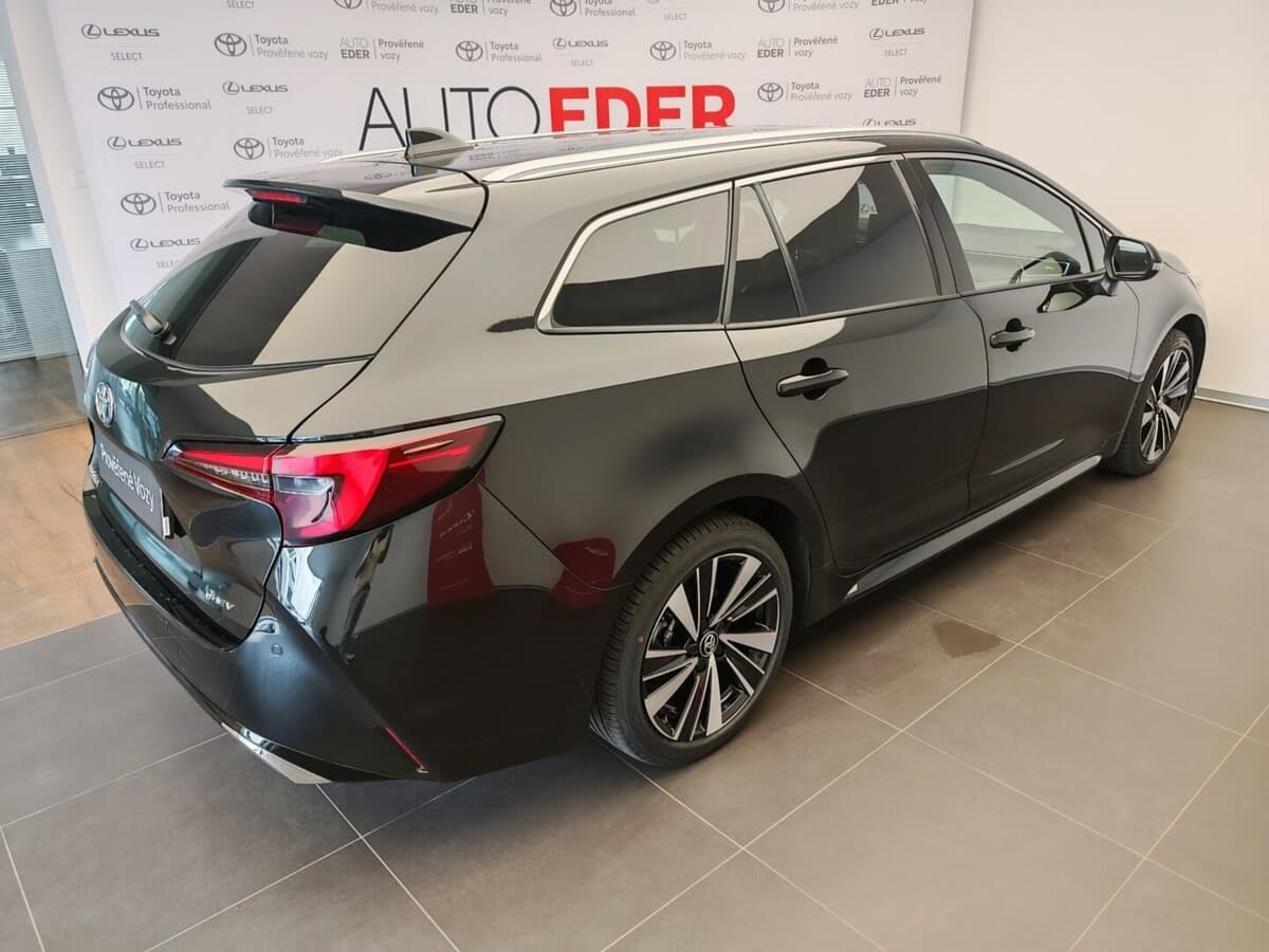 2026 Toyota COROLLA - 4