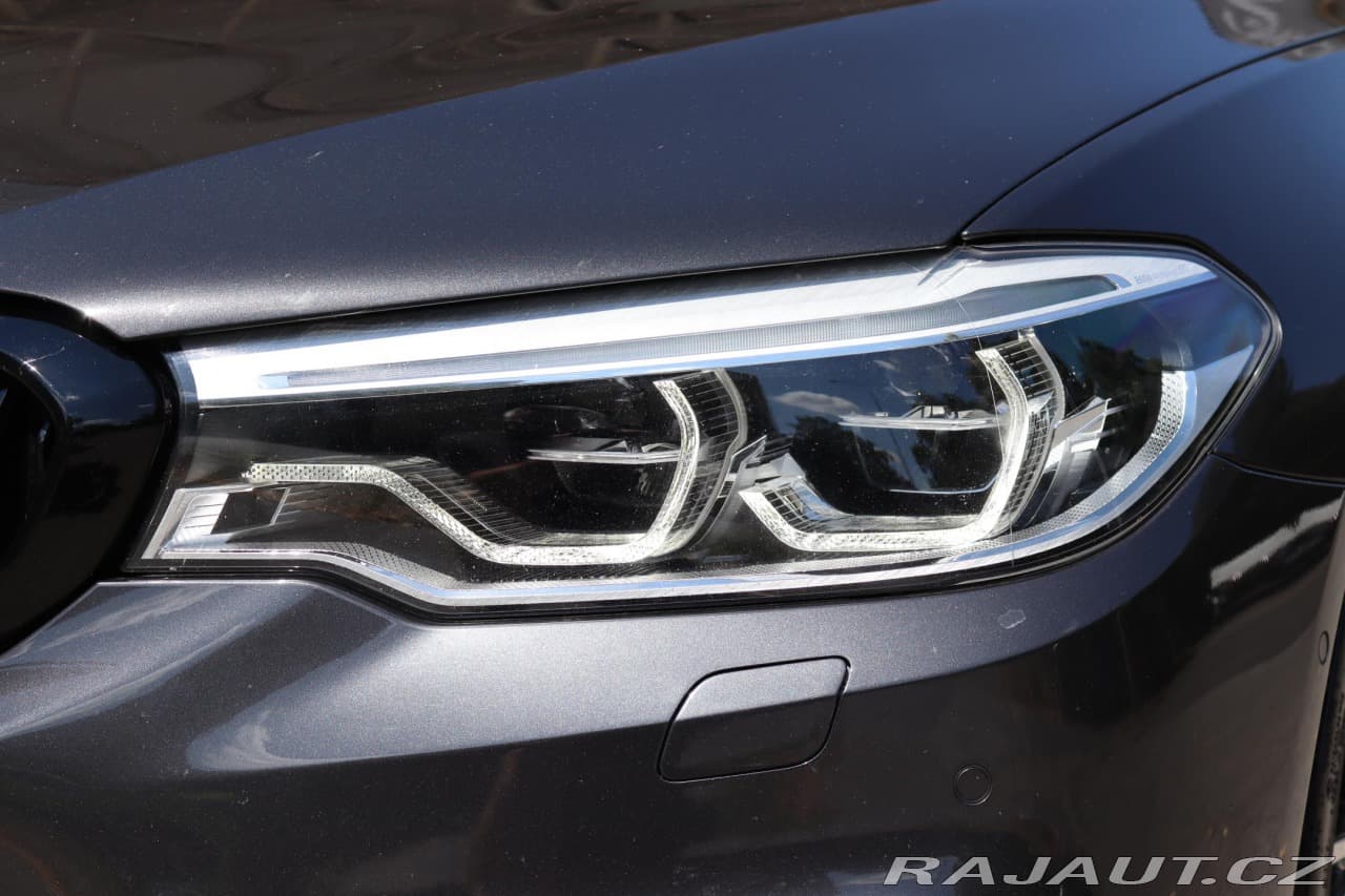 2020 BMW 5-SERIES - 4