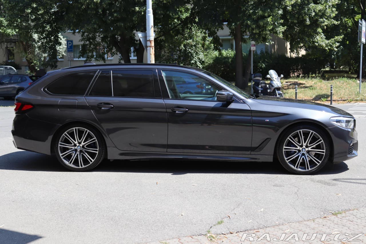 2020 BMW 5-SERIES - 9